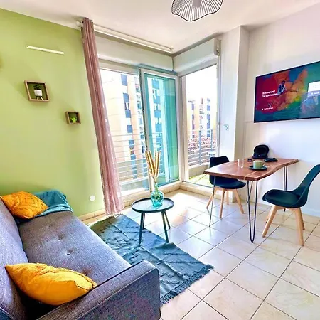 Lumineux T1 : Balcon, Tv Sat&vod, Proche Part-dieu & Universite *